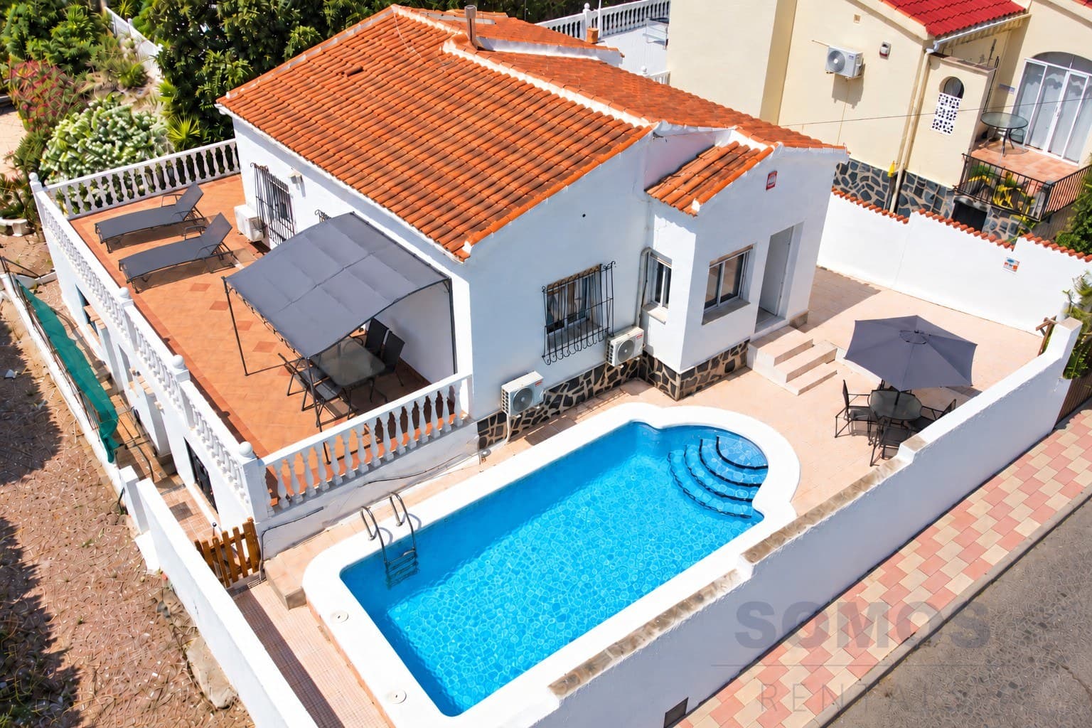 Villa Elche, Urb La Marina — photographie 1