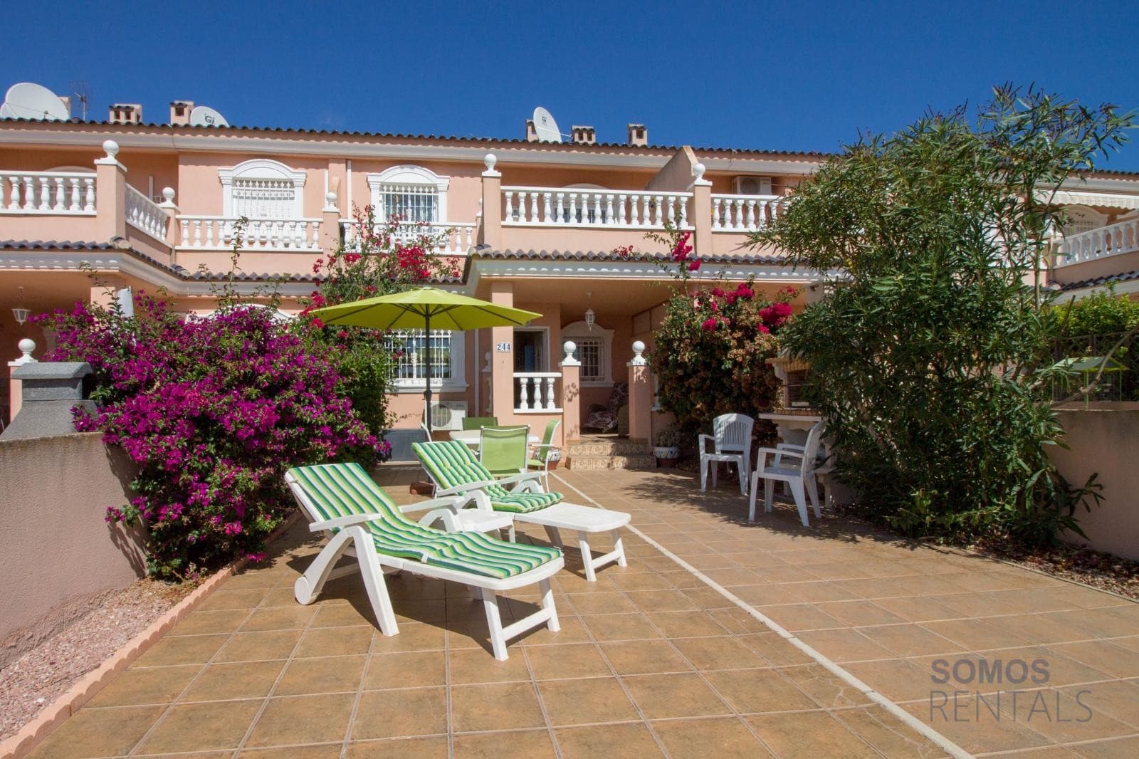 Casa Flores, Gran Alacant — Foto 1