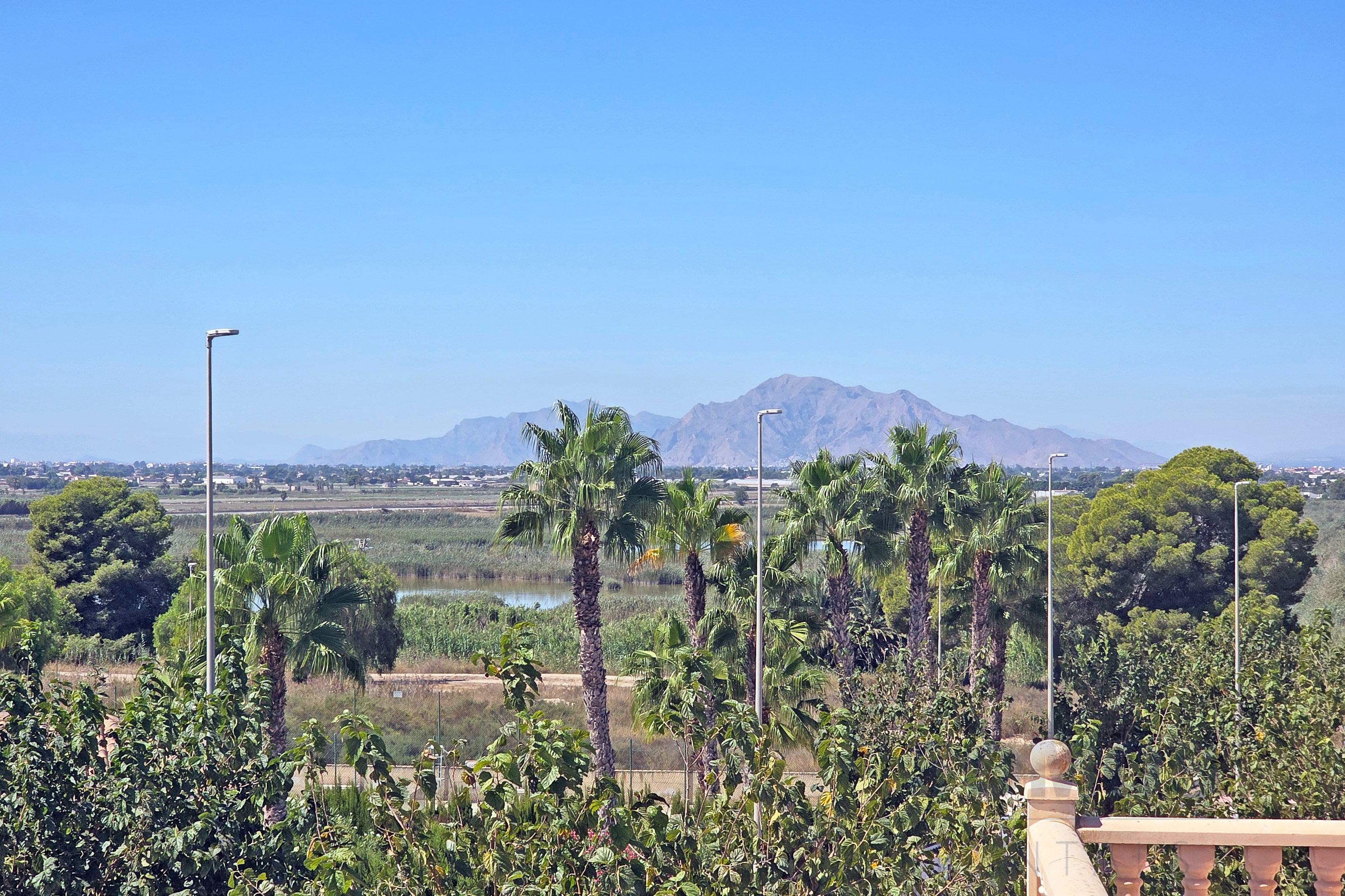 Mountain views — Villa Dali, Urb La Marina