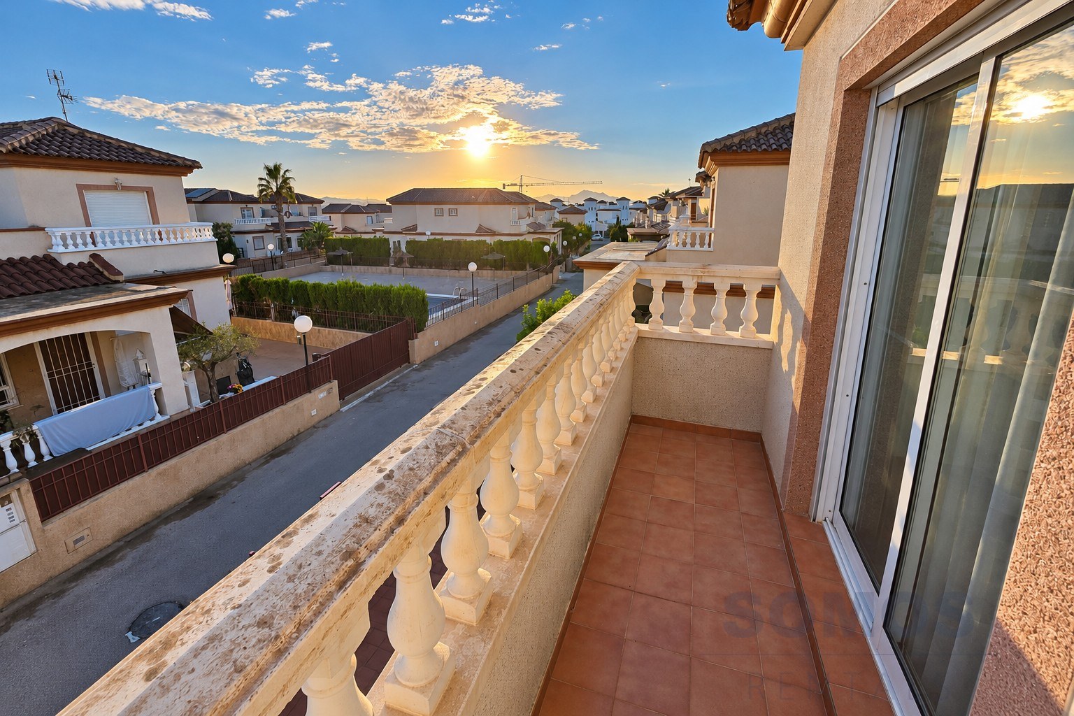 Balcon — Casa Diego, Urb La Marina