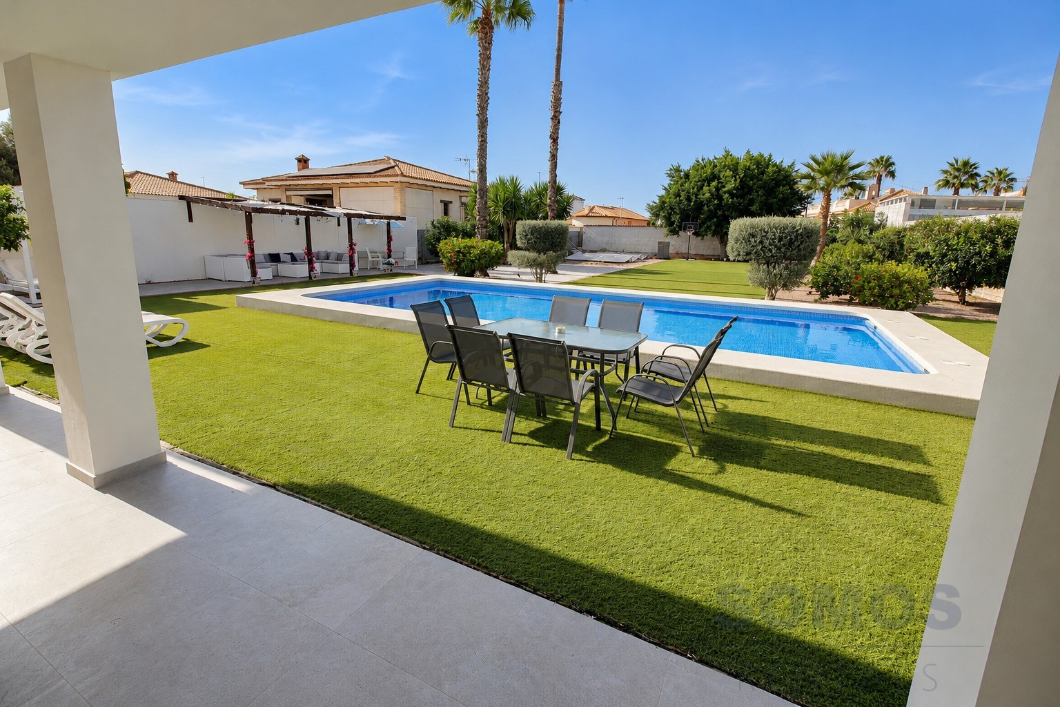 Jardín — Villa Ricardo, Urb La Marina