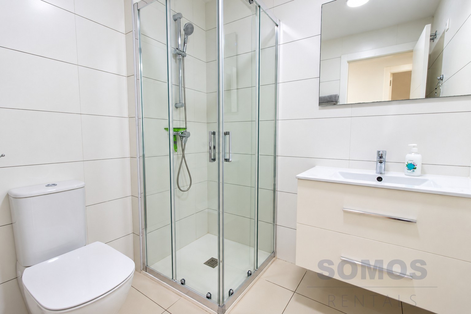 Bathroom 1 — Apartamento El Pinet, La Marina Village y El Pinet