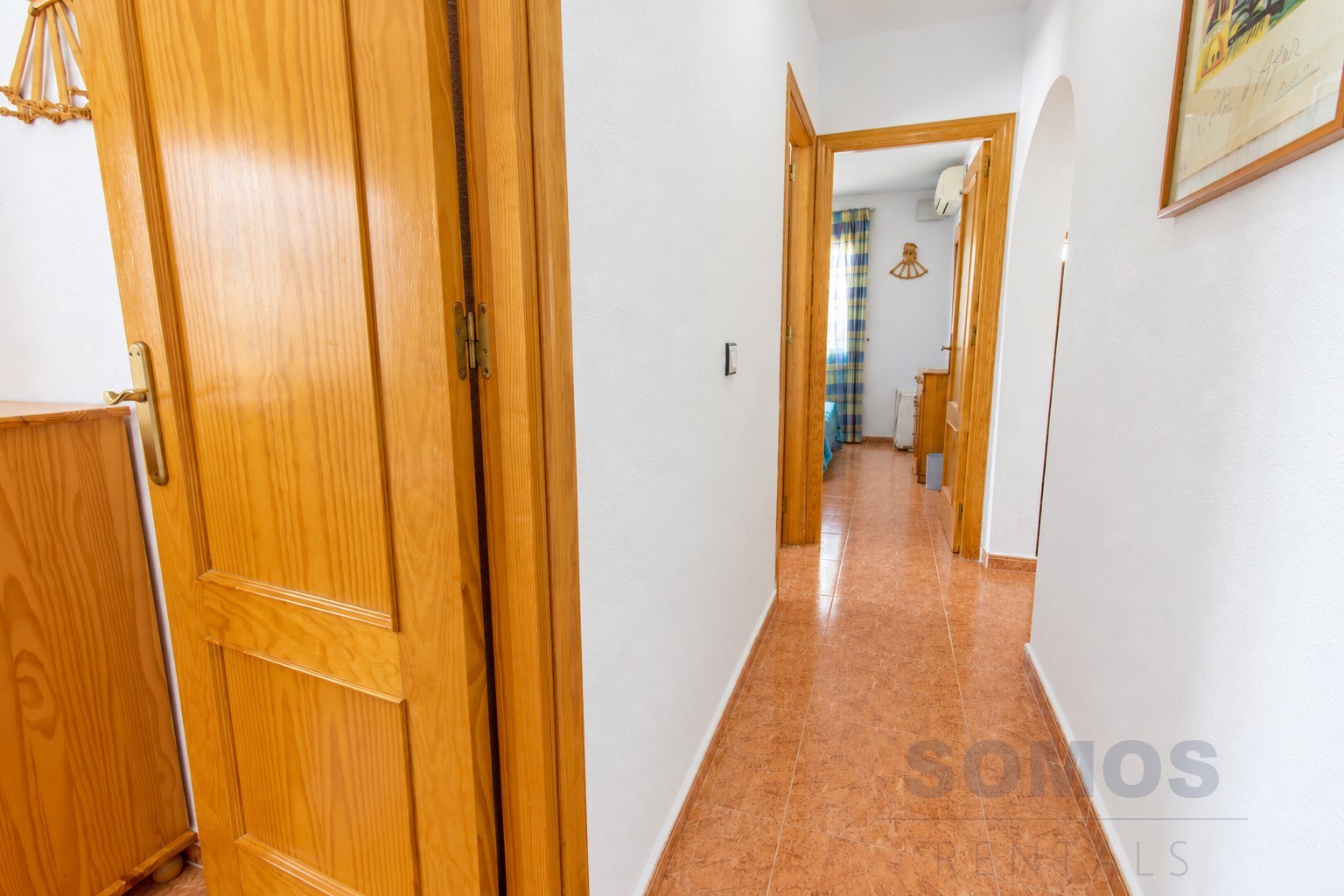 Hallway — Casa Lisa, Urb La Marina