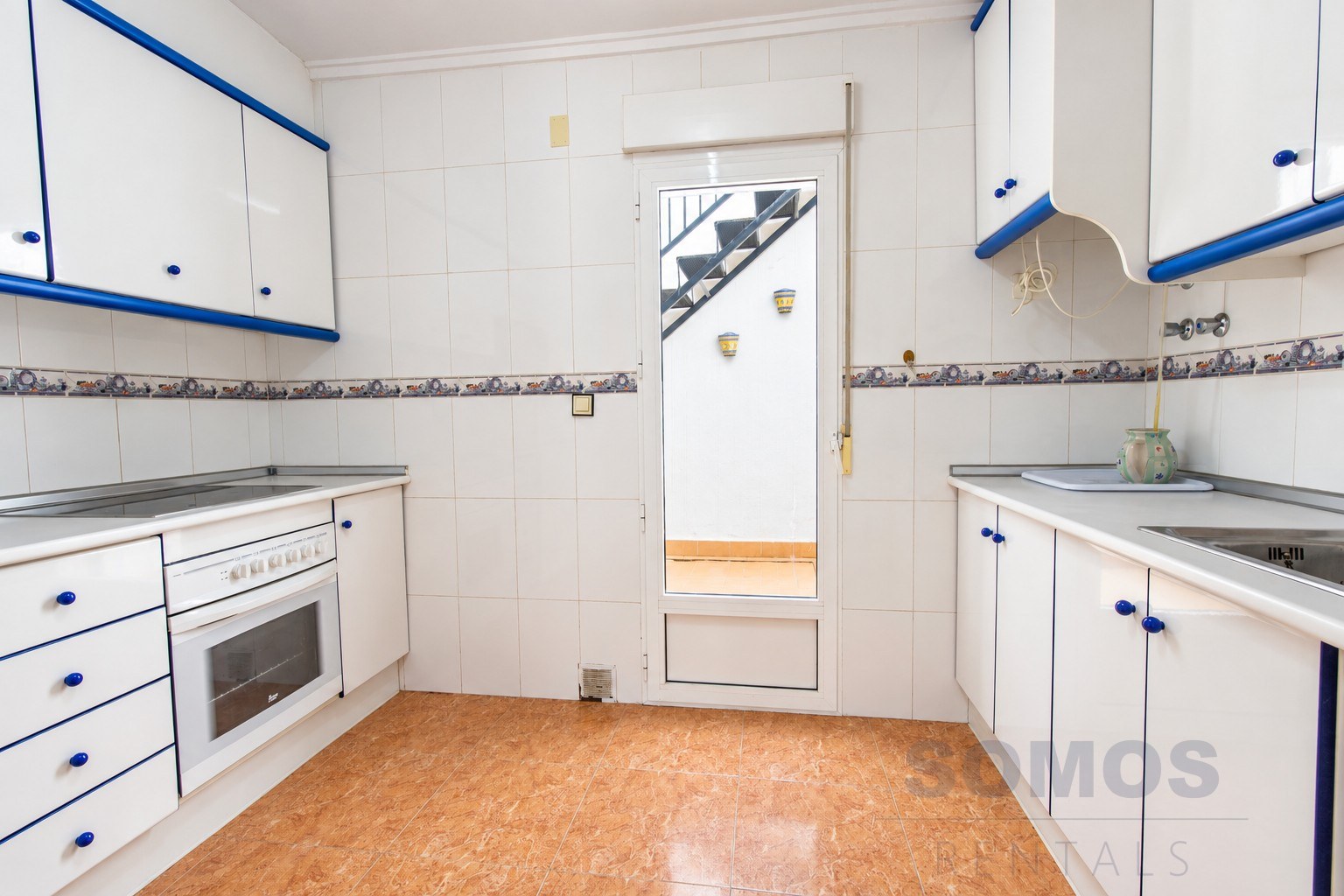 Kitchen — Casa Lisa, Urb La Marina