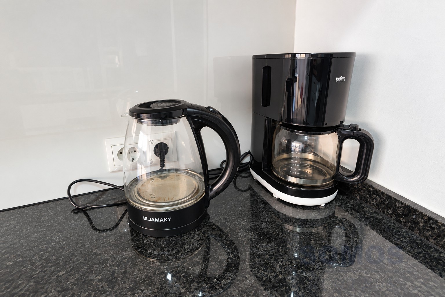 Kitchen — Villa Michelle, Urb La Marina
