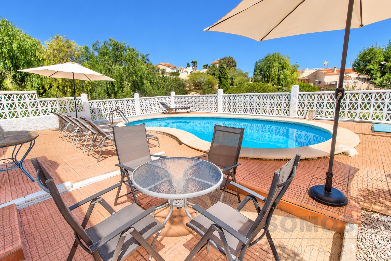 Private swimming pool — Villa Michelle, Urb La Marina