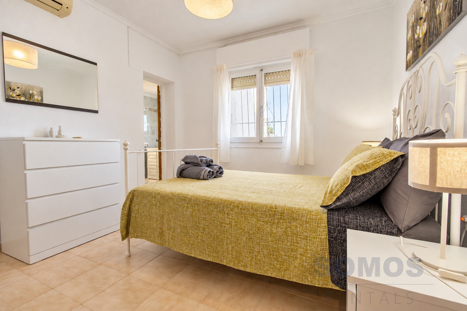 Master bedroom — Villa Yolanda, Urb La Marina