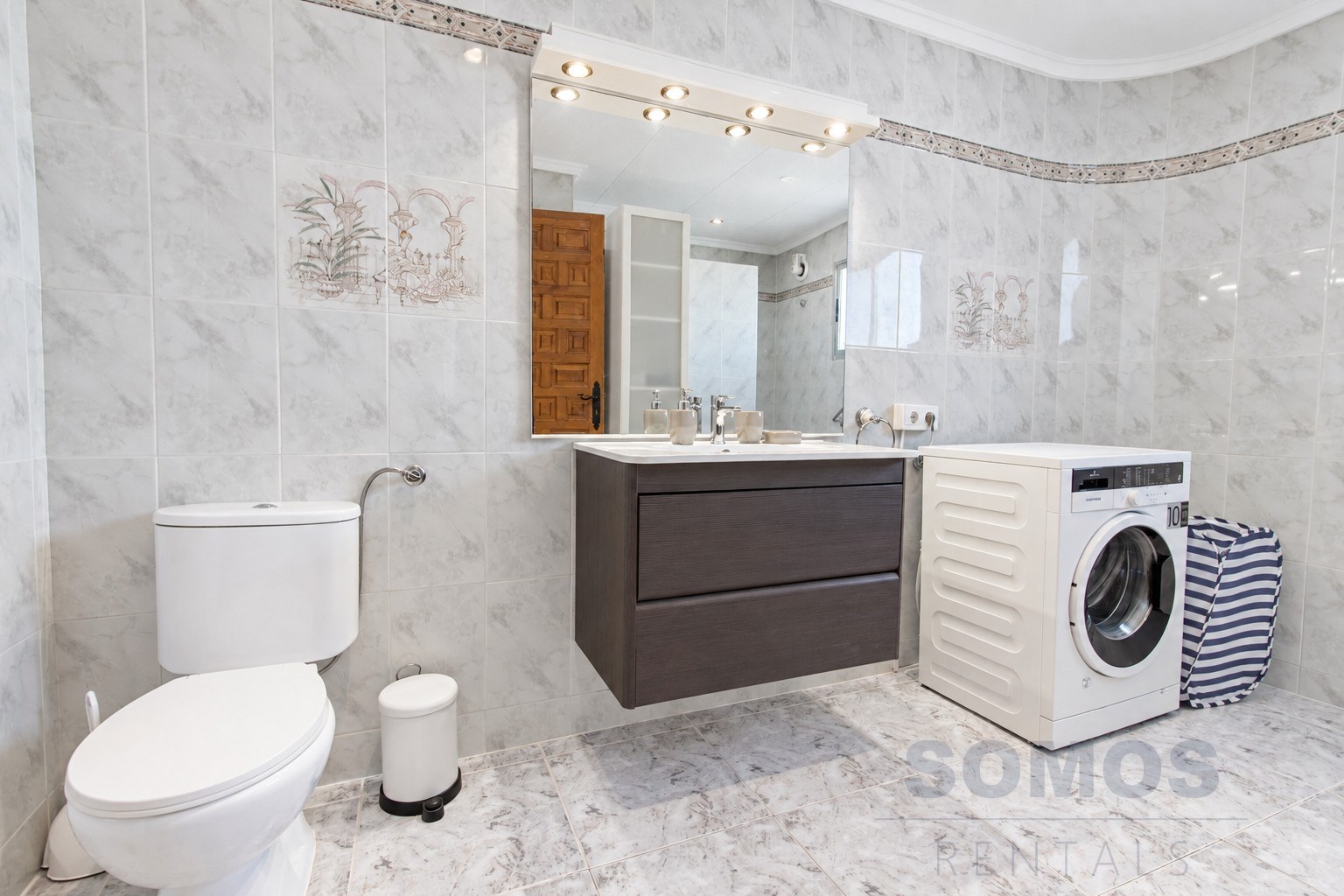 Bathroom 2 — Villa Yolanda, Urb La Marina