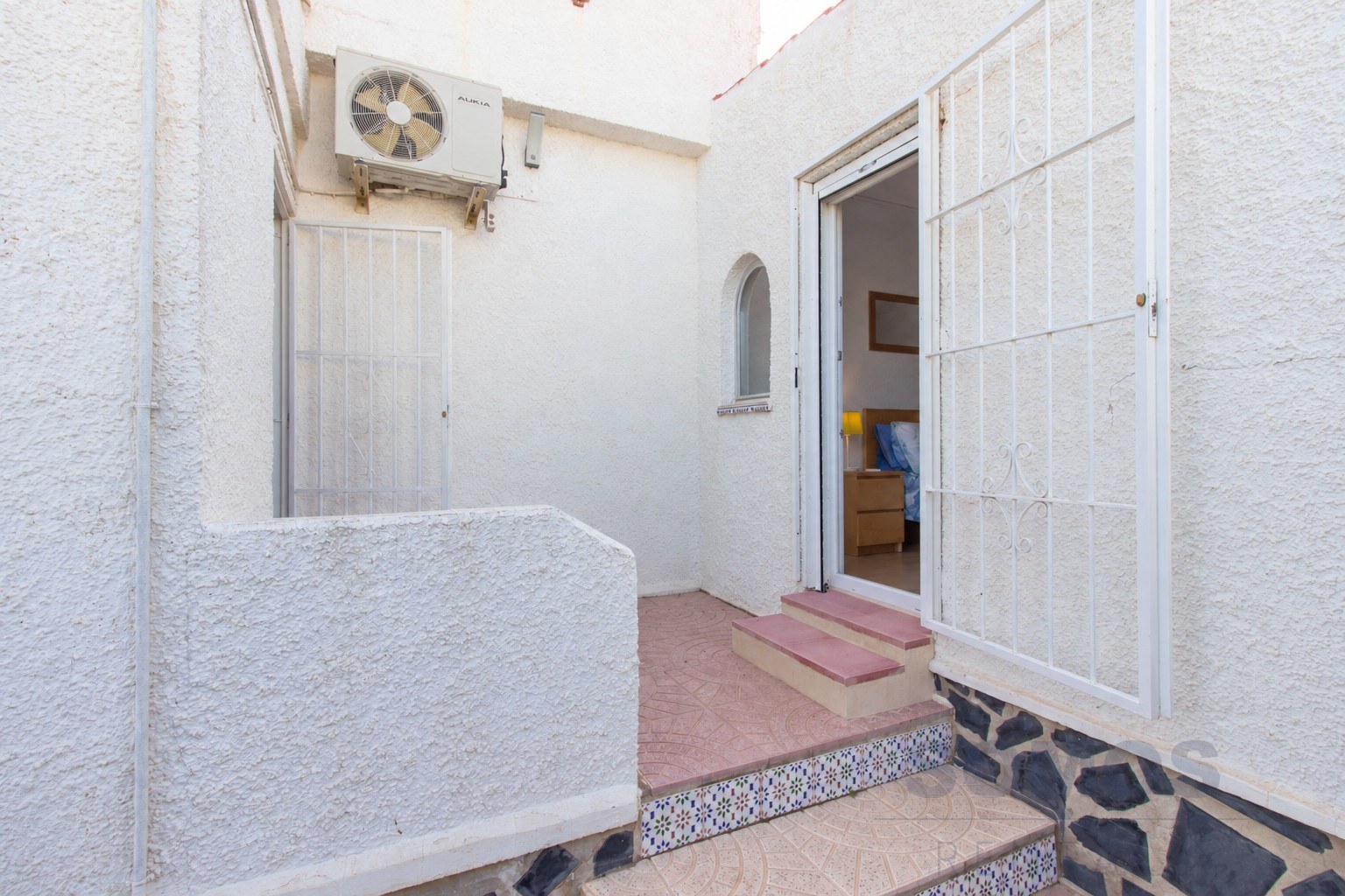 Access to bedroom 3 — Villa Yolanda, Urb La Marina