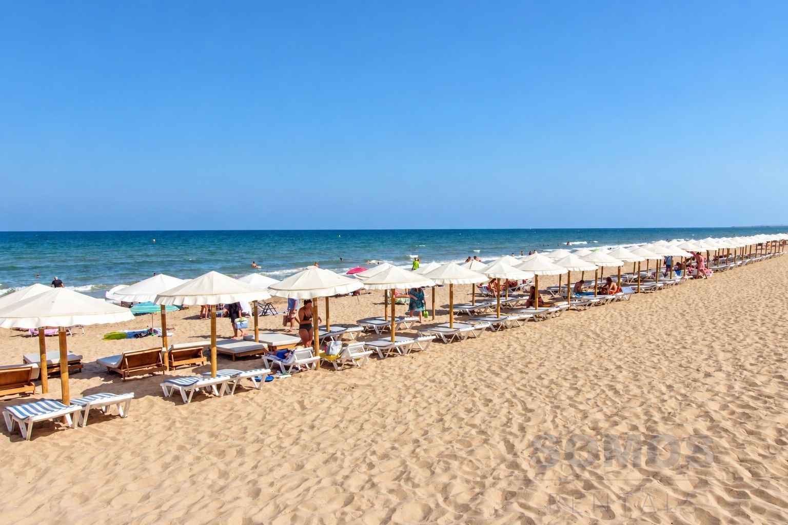 La Marina beach — Casa Kretz, Urb La Marina