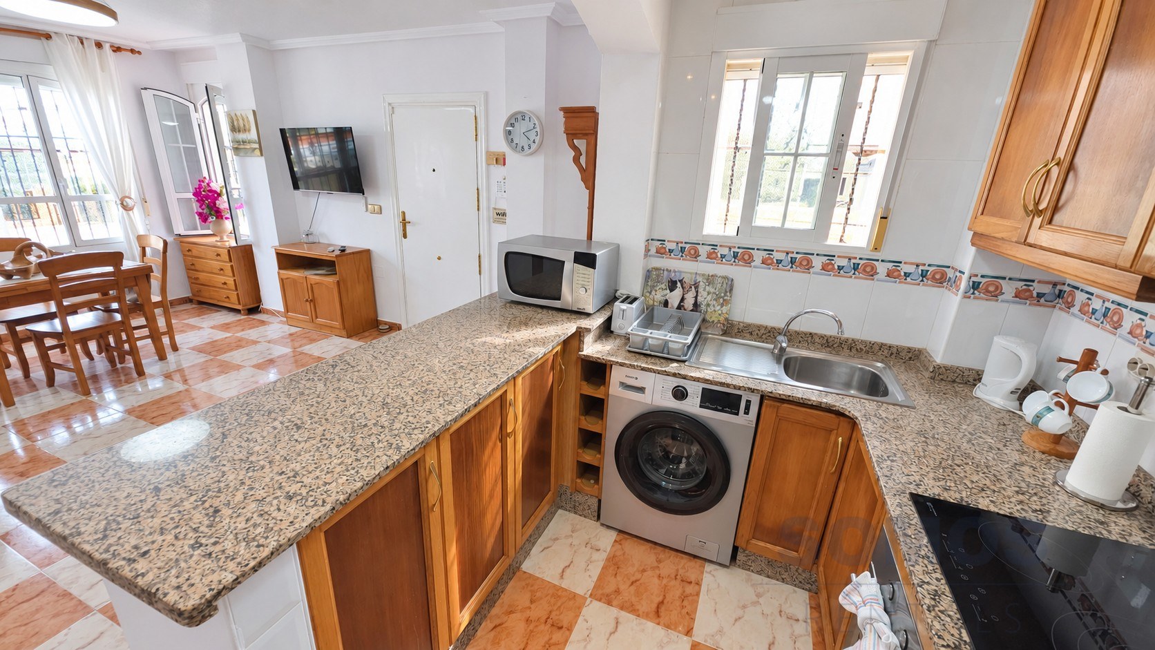 Kitchen — Casa Marina del Rey, La Marina Village y El Pinet