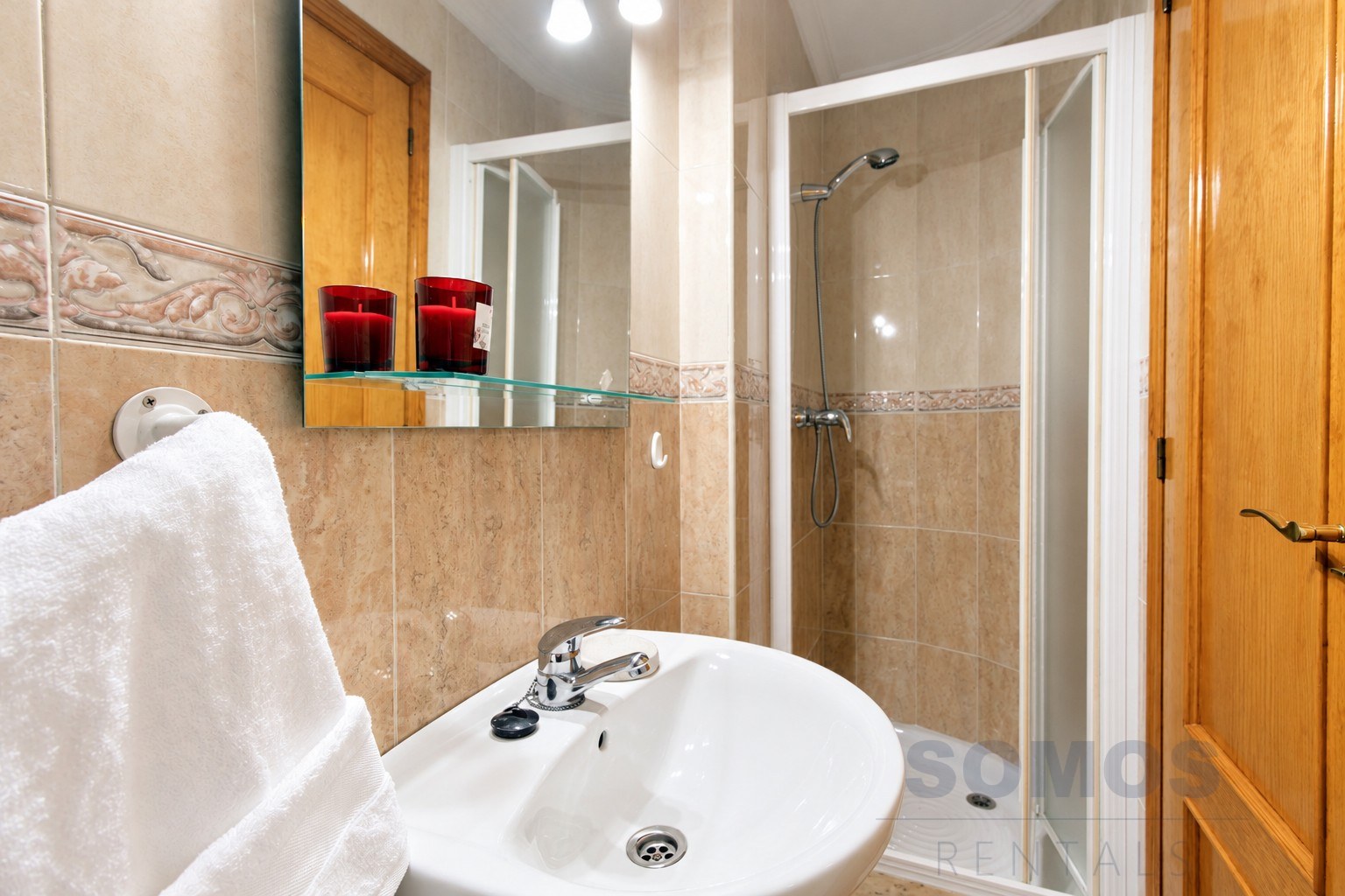 Bathroom 2 — Casa Marina del Rey, La Marina Village y El Pinet