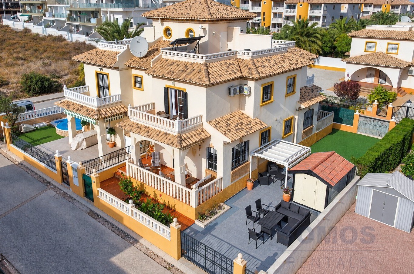 Aerial view — Casa Marina del Rey, La Marina Village y El Pinet