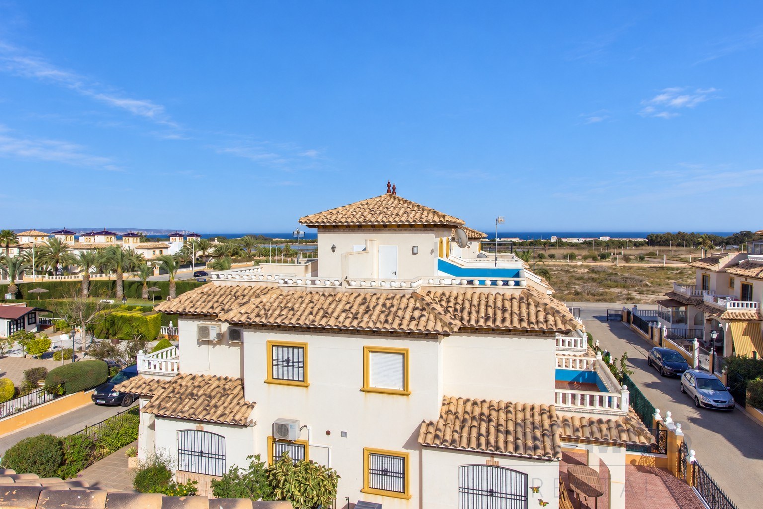View — Casa Marina del Rey, La Marina Village y El Pinet