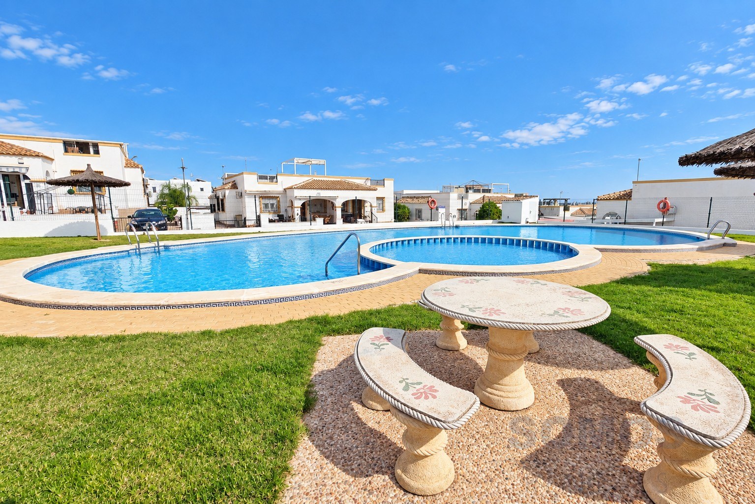 Communal swimming pool — Casa Monaco, Urb La Marina