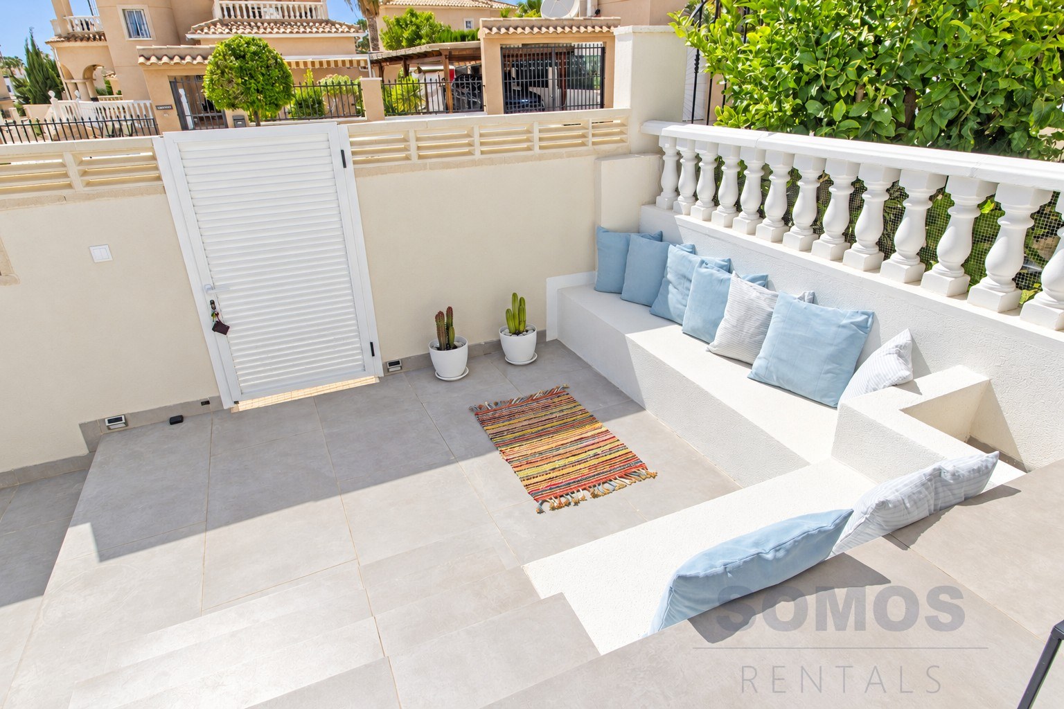 Terrace — Casa Arturo, Urb La Marina