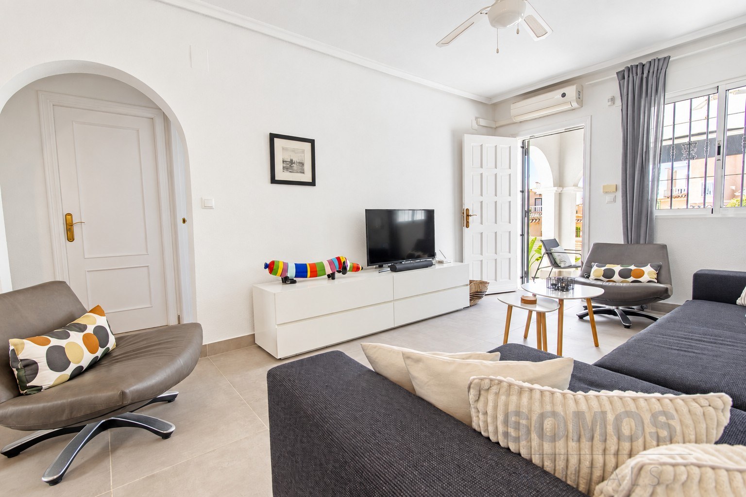 Living room — Casa Arturo, Urb La Marina