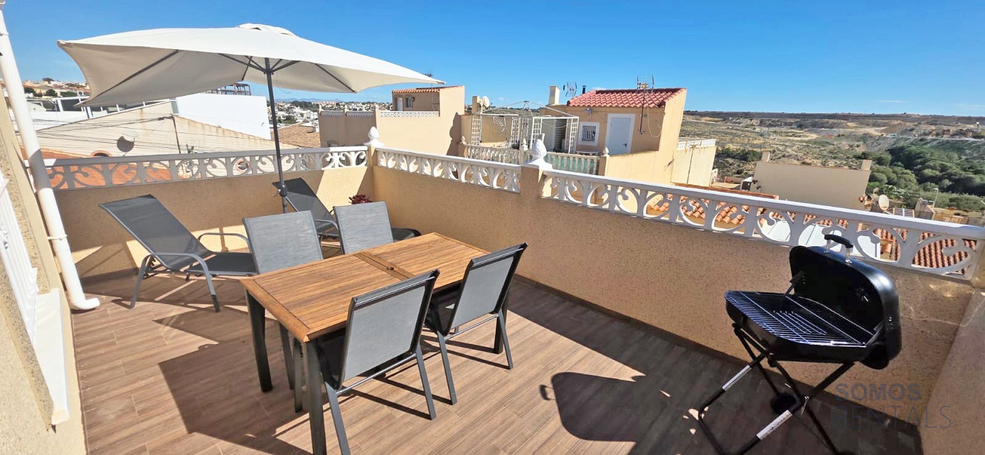 Casa Amadorio - Urb La Marina photograph 1