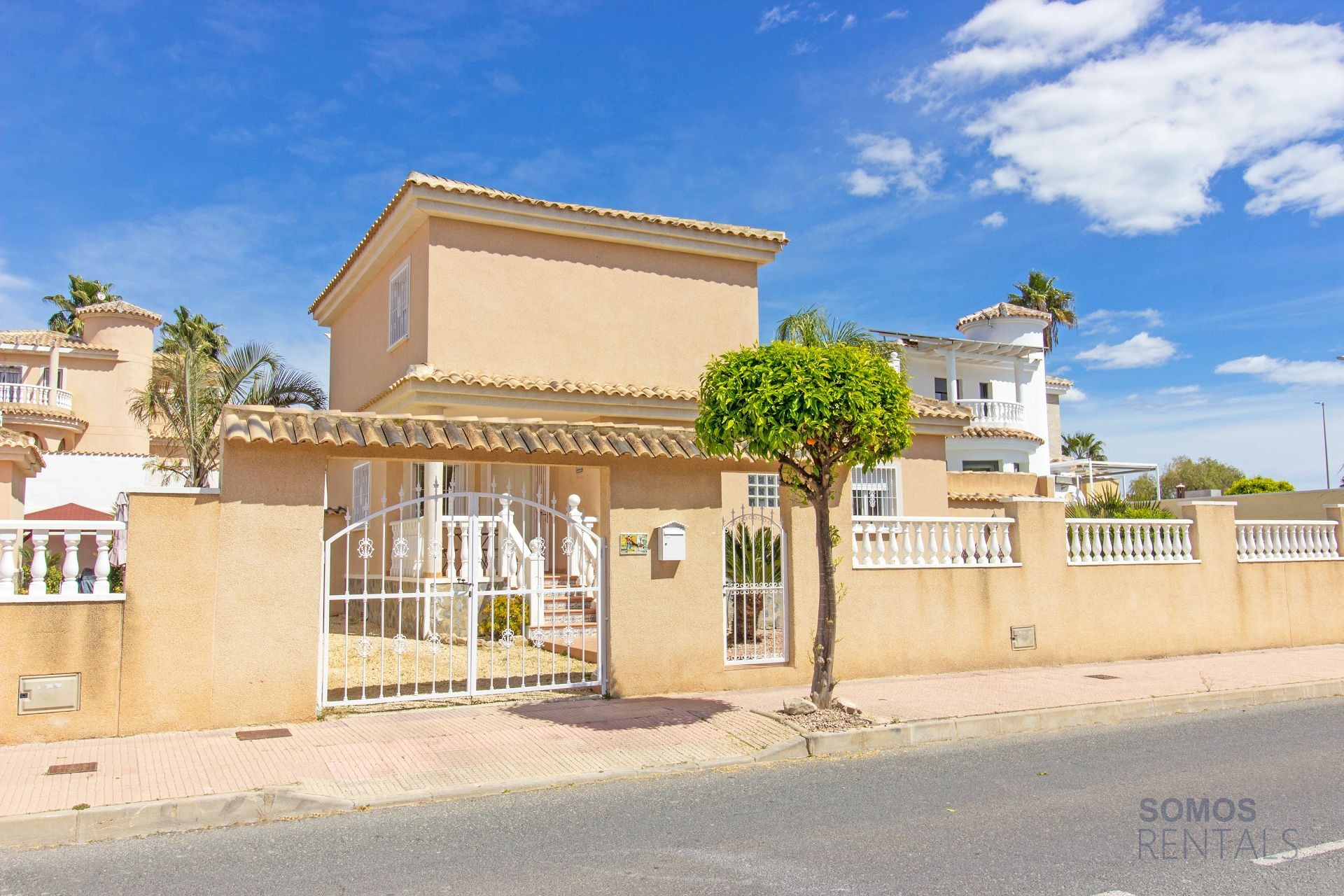 Villa Marina Luxe - Urb La Marina photograph 11