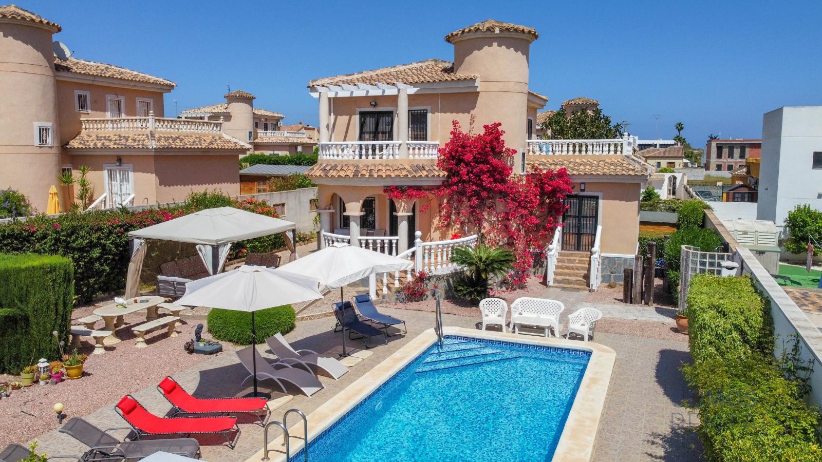 Villa Pedro - Urb La Marina photograph 1