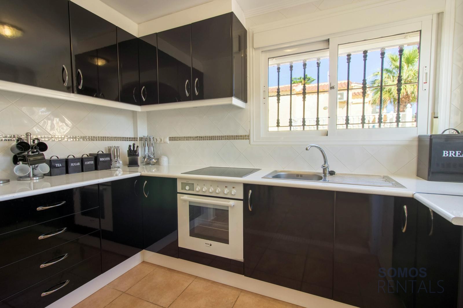 Casa Dublin - Urb La Marina photograph 15